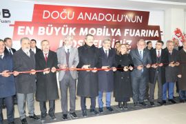 Bakan Pekcan Van Mobilya Fuarı’nın açılışını gerçekleştirdi