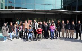 Engelli çocuklar Urartu Müzesi’ni gezdi