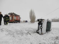 Van’da etkili olan kar yağışı kazaları beraberinde getirdi